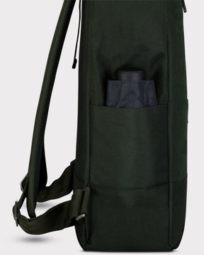 Grüner Johnny Urban Rolltop Rucksack 'Robin Large' mit seitlicher Tasche und schwarzer Flasche