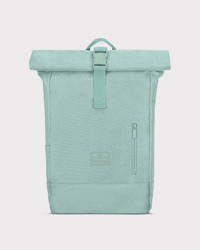 Mintfarbener Rolltop-Rucksack 'Robin Medium' von Johnny Urban mit Frontreißverschluss und Tragegriff