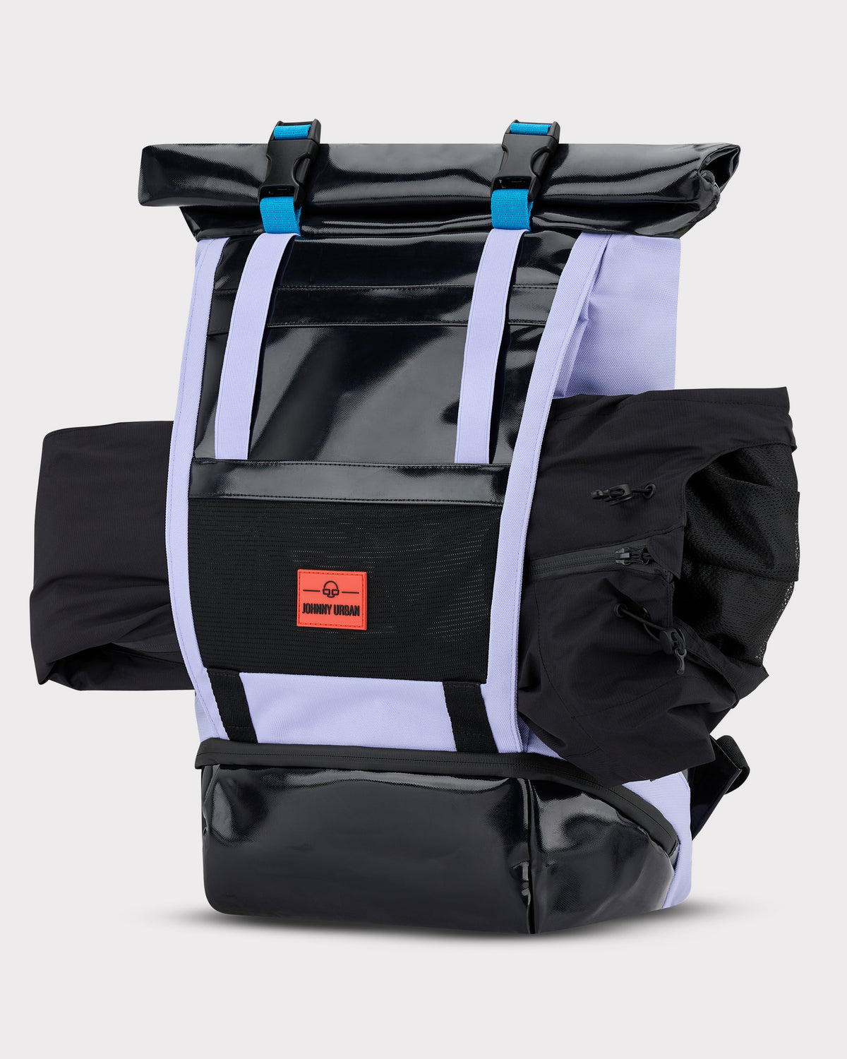 Rolltop-Rucksack 'Ashton' von Johnny Urban in Schwarz und Flieder mit hellblauen Schnallen