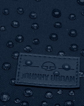 Wasserabweisendes, dunkelblaues Gewebe mit Johnny Urban Logo auf Tickmaterial des Rolltop Rucksack 'Robin Medium'