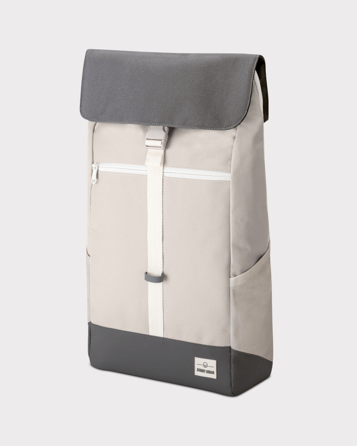 Rucksack 'Mika' von Johnny Urban in beige-grau mit Klappe, Frontreißverschluss und Seitentaschen