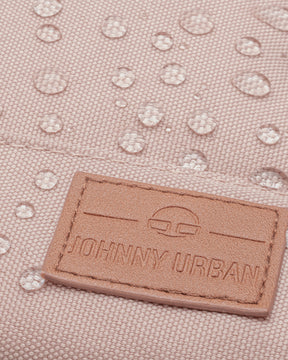 Wasserabweisendes rosafarbenes Material mit einem braunen Lederschild 'Johnny Urban' auf dem Rucksack Damen 'Mia'