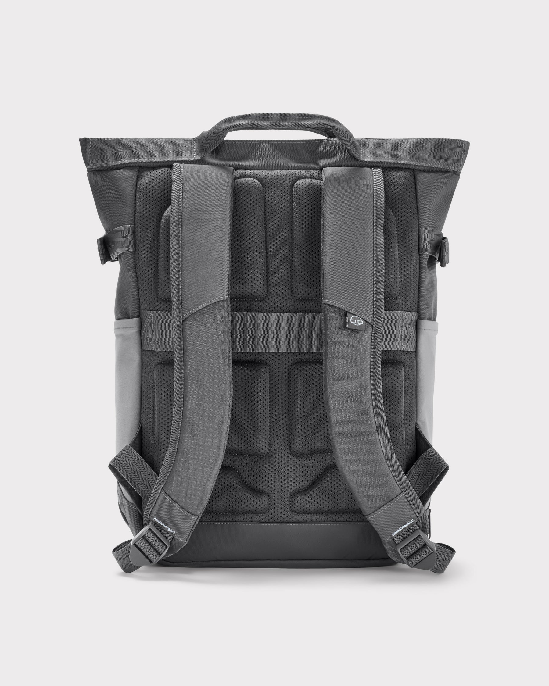 Rucksack 'Harper' von Johnny Urban, ergonomisch gepolsterter Rücken- und Schulterbereich in Grau