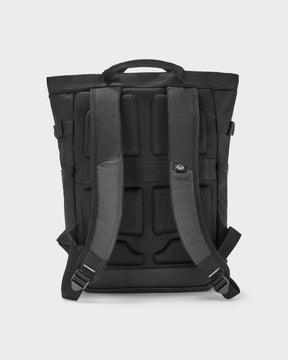 Rucksack ‚Harper‘ von Johnny Urban, schwarze ergonomische Rückseite mit gepolsterten Trägern und Rückenteil