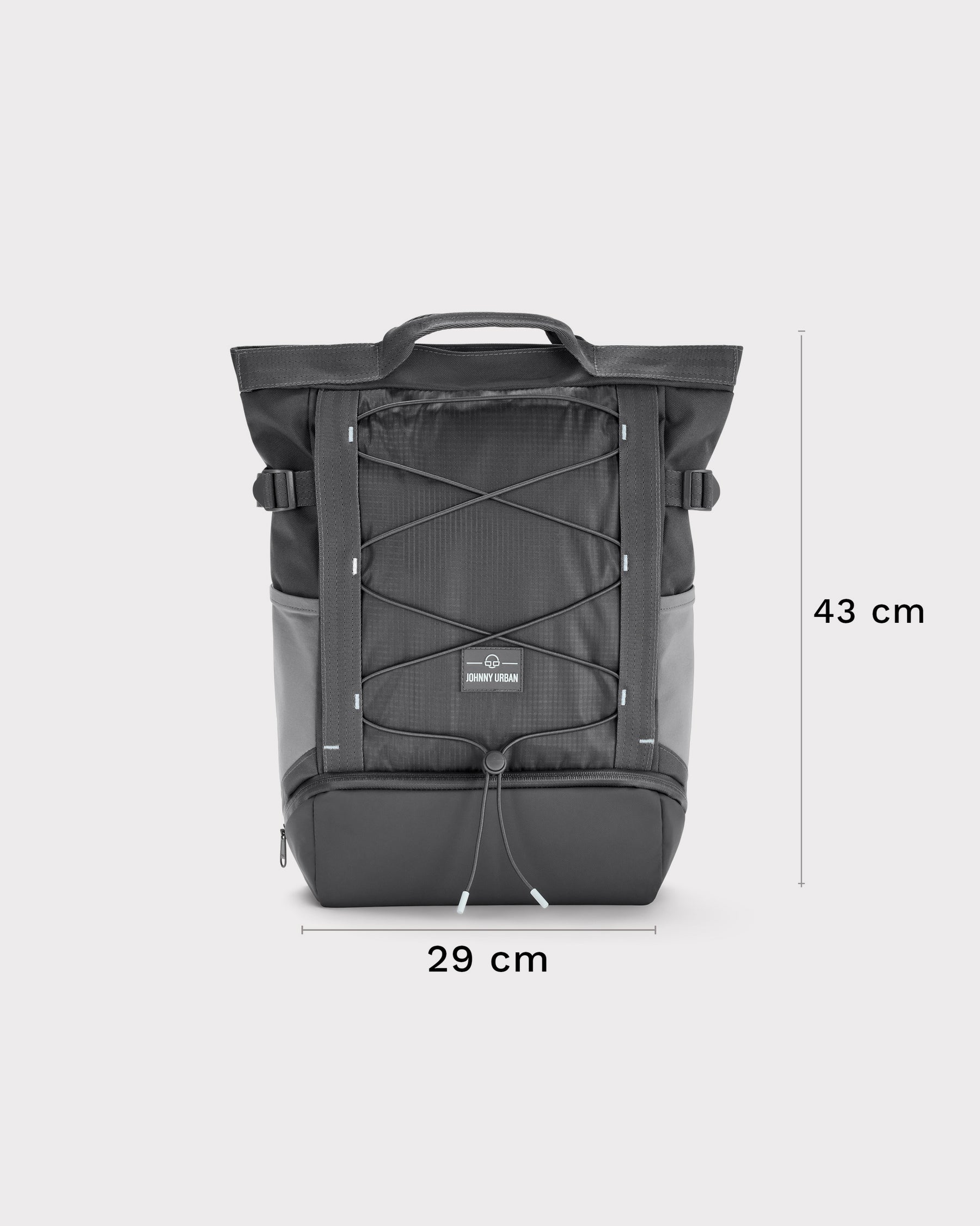 Mittelgroßer grauer Rucksack Harper von Johnny Urban mit elastischem Frontband und Maßen 43x29 cm