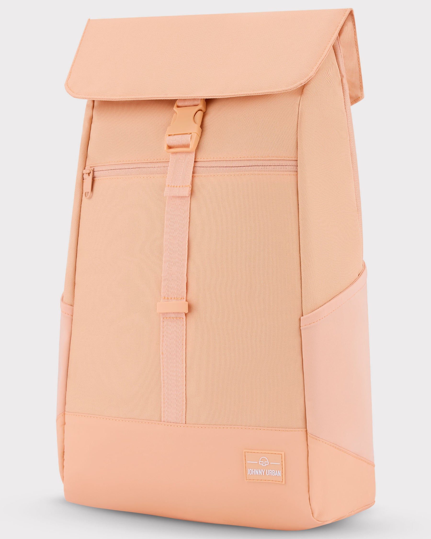 Peachfarbener Johnny Urban Rucksack 'Mika' mit Klappe und Frontreißverschlussfach