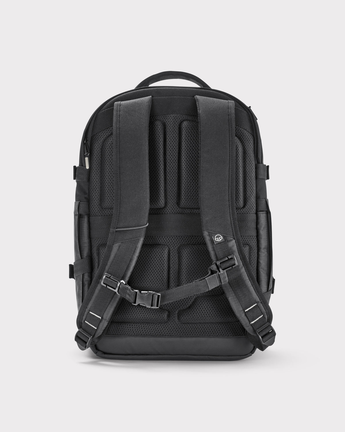 Rucksack 'Jack' von Johnny Urban, schwarze ergonomische gepolsterte Rückseite mit verstellbaren Schultergurten