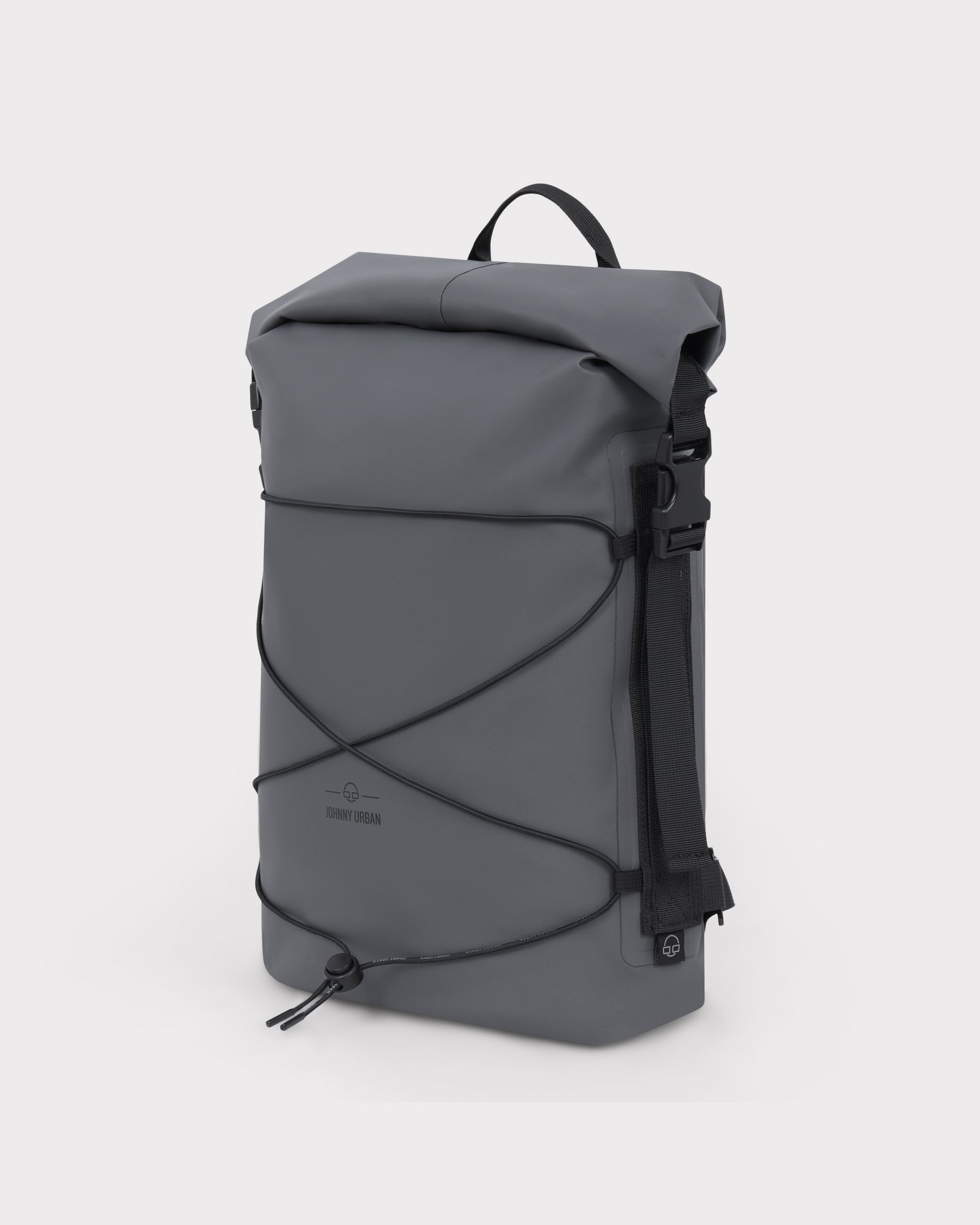 Johnny Urban Rolltop Rucksack ‚Myles‘ in Grau mit wasserdichtem Material und elastischem Außenband