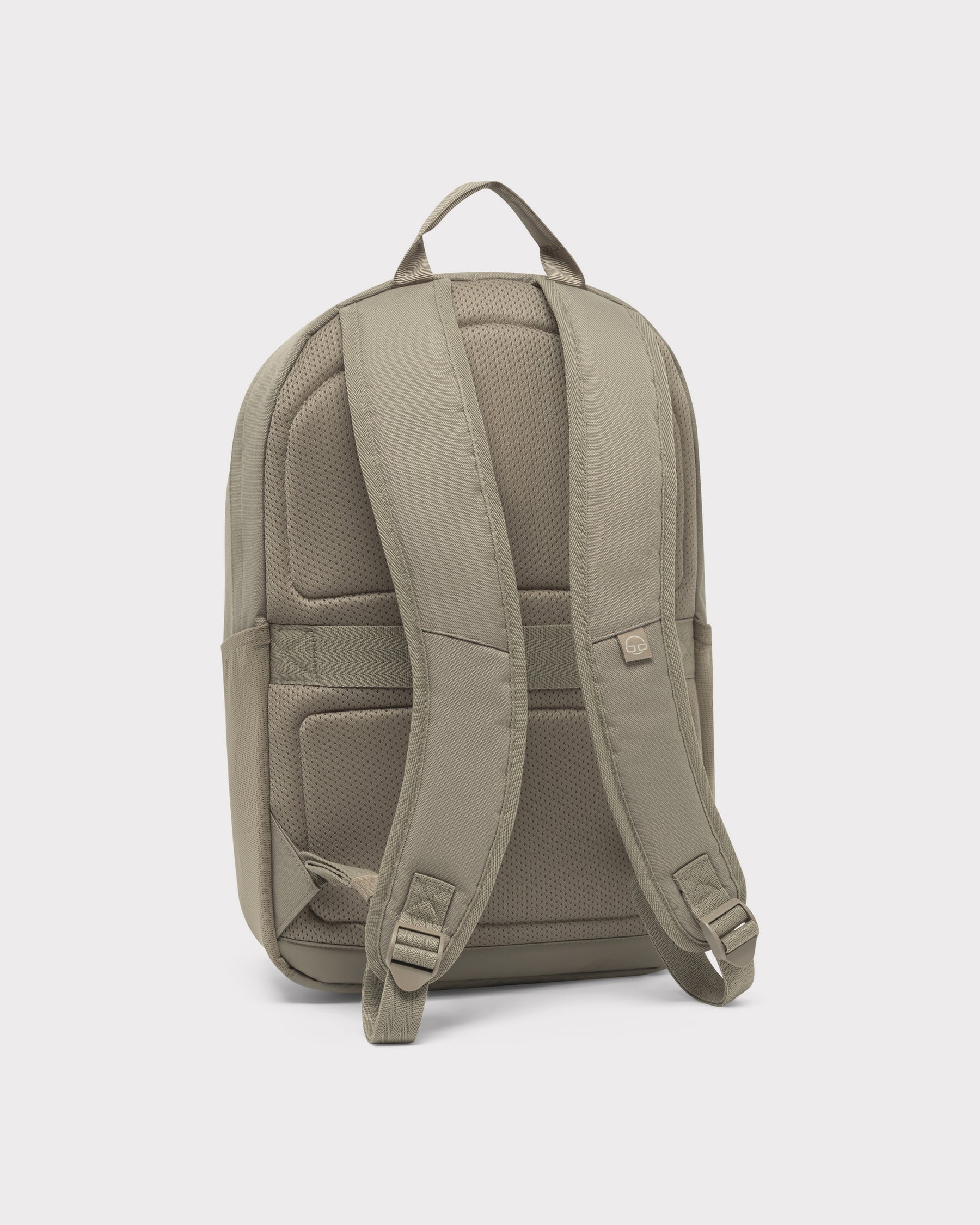 Ergonomischer Schulrucksack 'Mo' in desert-grey mit gepolsterten, verstellbaren Schultergurten und atmungsaktivem Rückenpolster