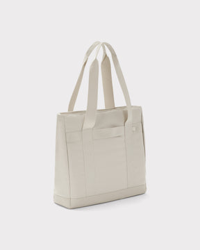 Johnny Urban Shopper Kim in sandfarbenem, rechteckigem Design mit langen Tragegriffen aus Canvas