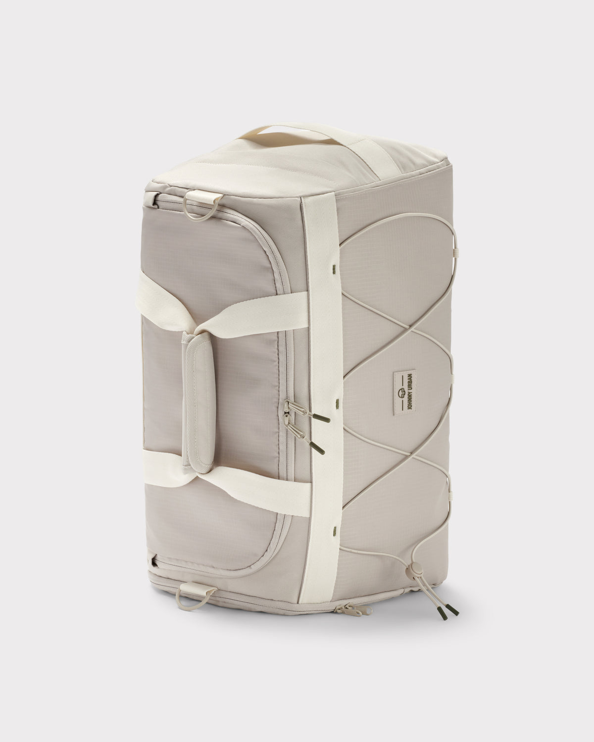 Beige Duffle Bag 'Shawn Medium' von Johnny Urban mit Tragegriffen, Reißverschlüssen und elastischem Kordelnetz