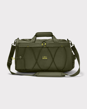 Olivefarbene Duffle Bag 'Shawn Medium' von Johnny Urban mit Tragegriff, verstellbarem Schulterriemen und elastischem Gummizug