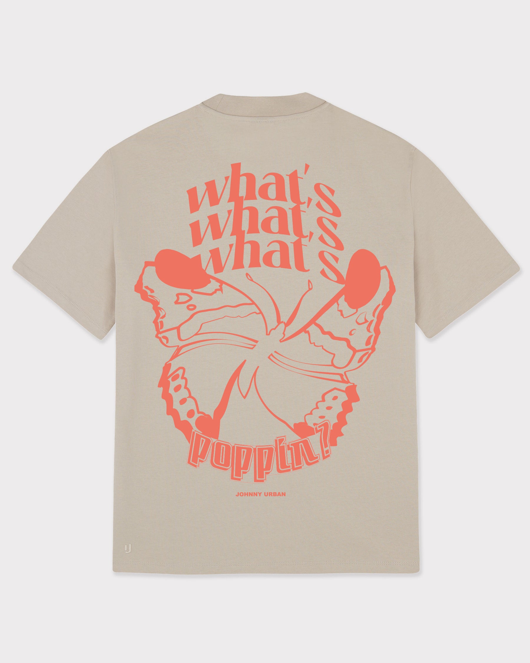 Beiges T-Shirt 'Sammy Butterfly' mit großem orangefarbenem Schmetterlingsdruck und Text 'what's poppin?' auf dem Rücken