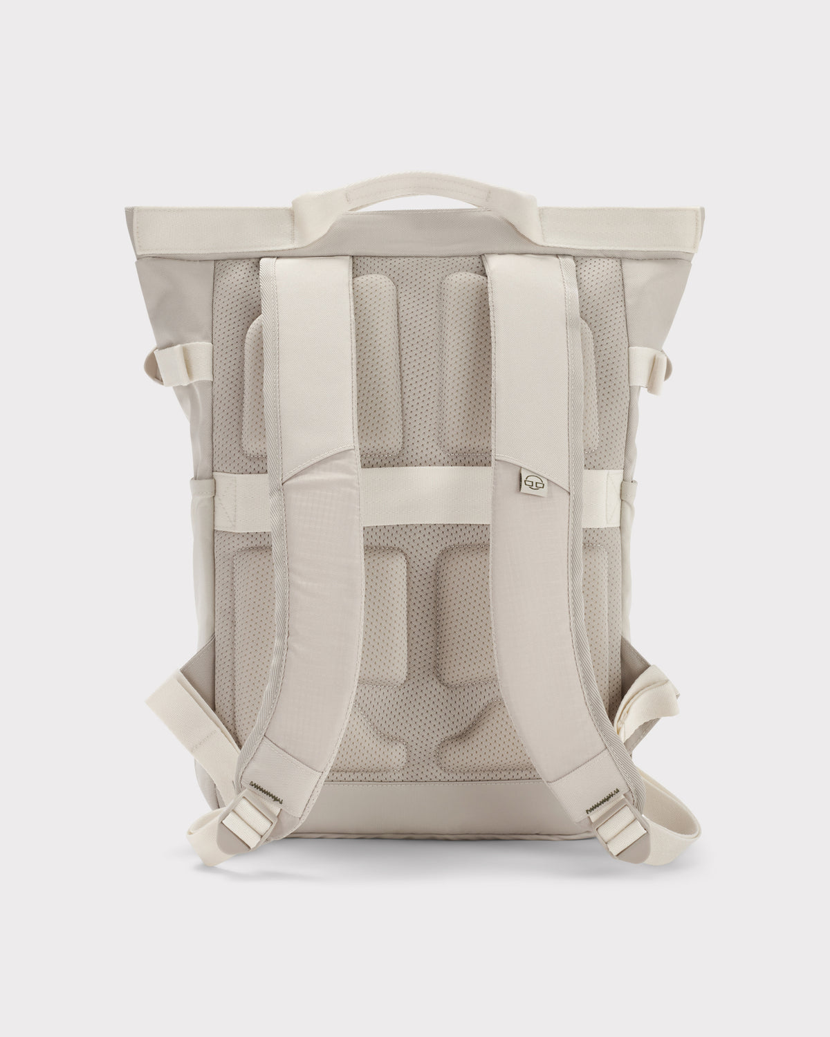 Rucksack ‚Harper‘ in Beige mit gepolsterten, verstellbaren Schultergurten und Rückenpartie