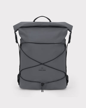 Rolltop Rucksack 'Myles' von Johnny Urban in dunkelgrau mit verstellbaren Gurten und elastischem Frontgummi