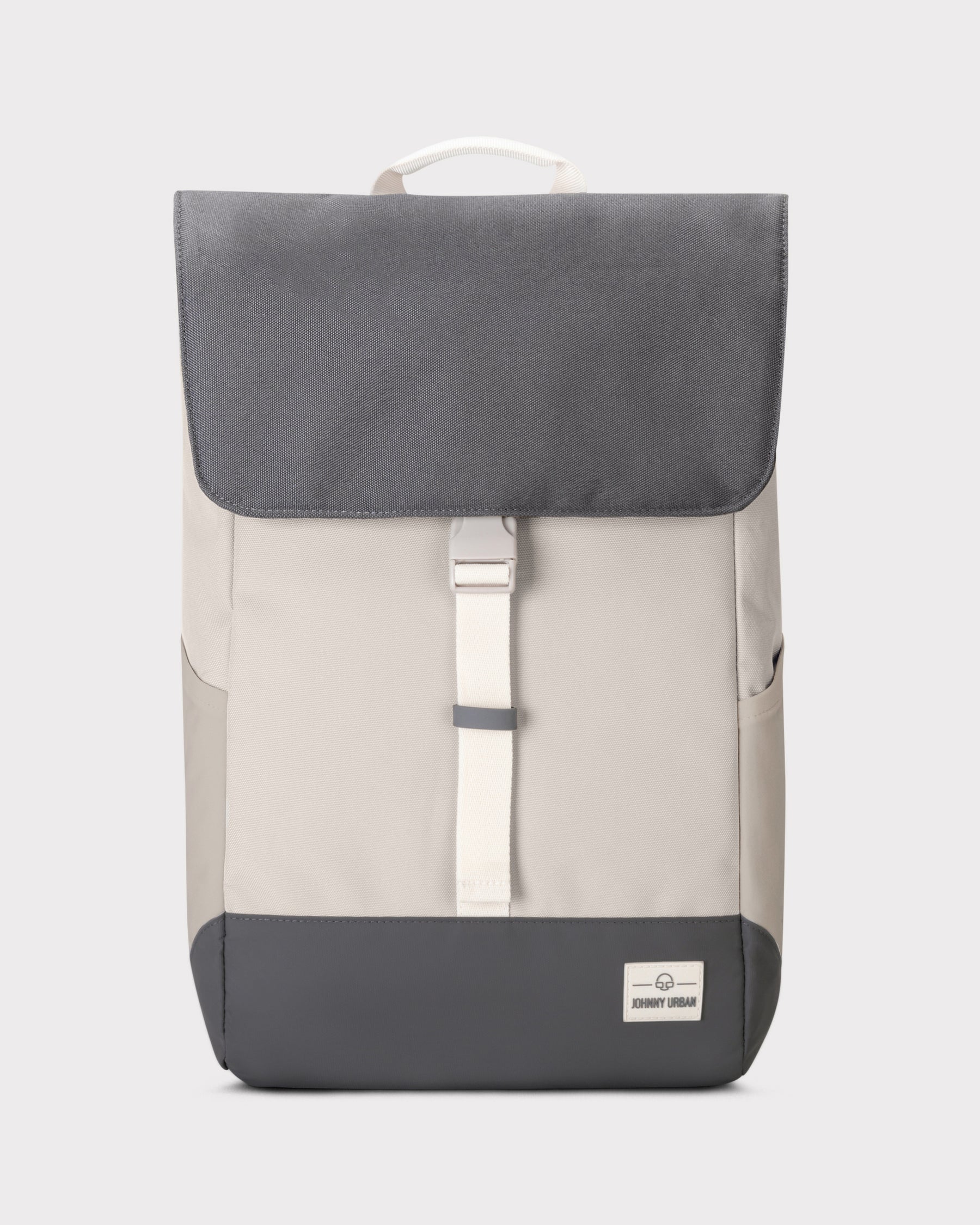 Rucksack 'Mika' in Beige und Grau mit Klappe und Klickverschluss, rechteckige Form, Markenlogo vorne