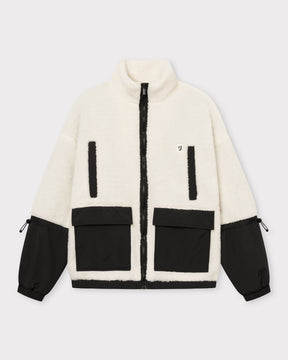 Teddy Fleecejacke 'Carson' in Creme mit schwarzen Taschen und Ärmeln, Reißverschluss vorne