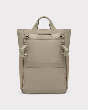 Wickeltasche 'Blair' von Johnny Urban in desert grey, rechteckig mit zwei festen Tragegriffen und verstellbaren Schultergurten