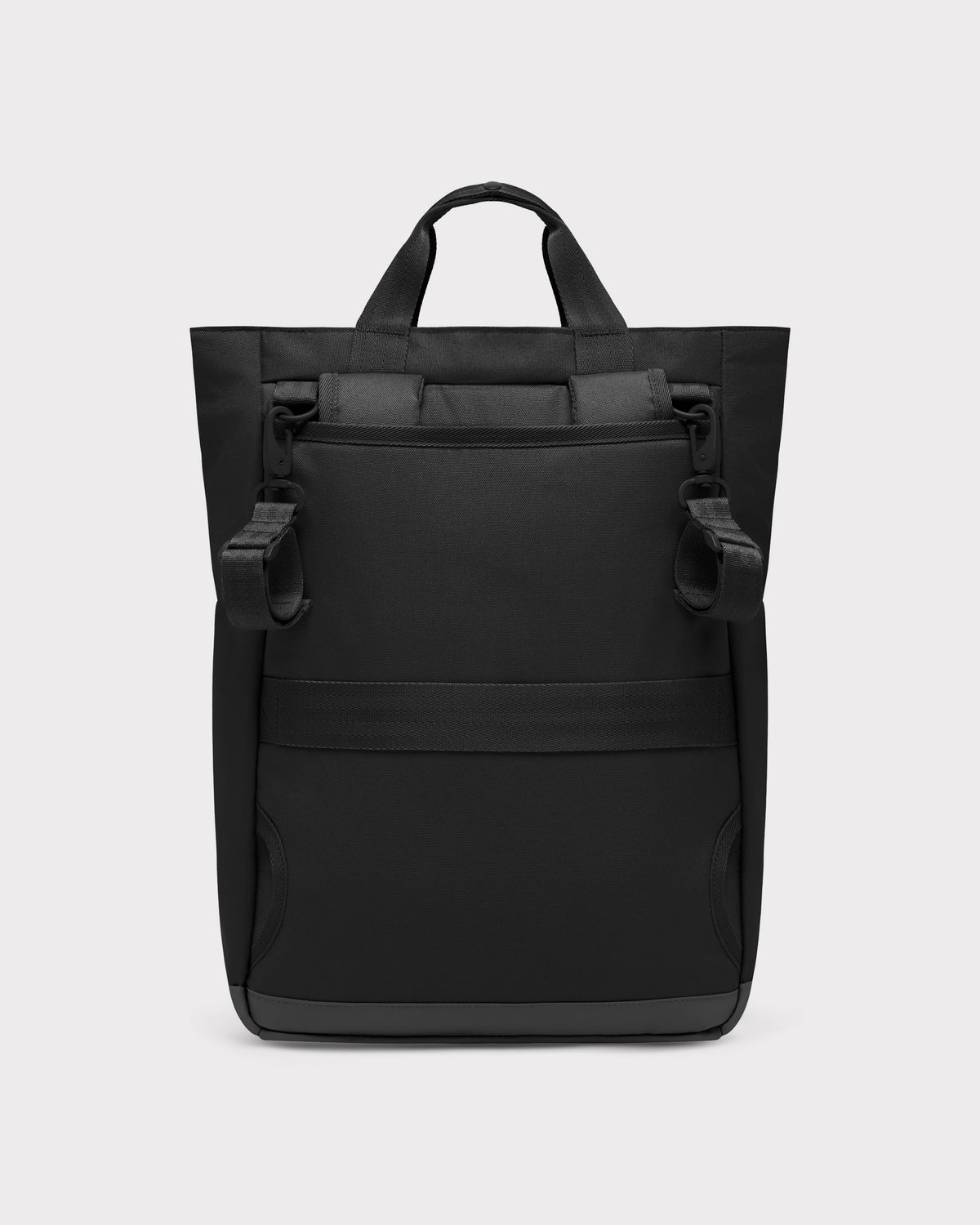 Schwarze Wickeltasche 'Blair' von Johnny Urban mit Griff und abnehmbaren Schultergurten