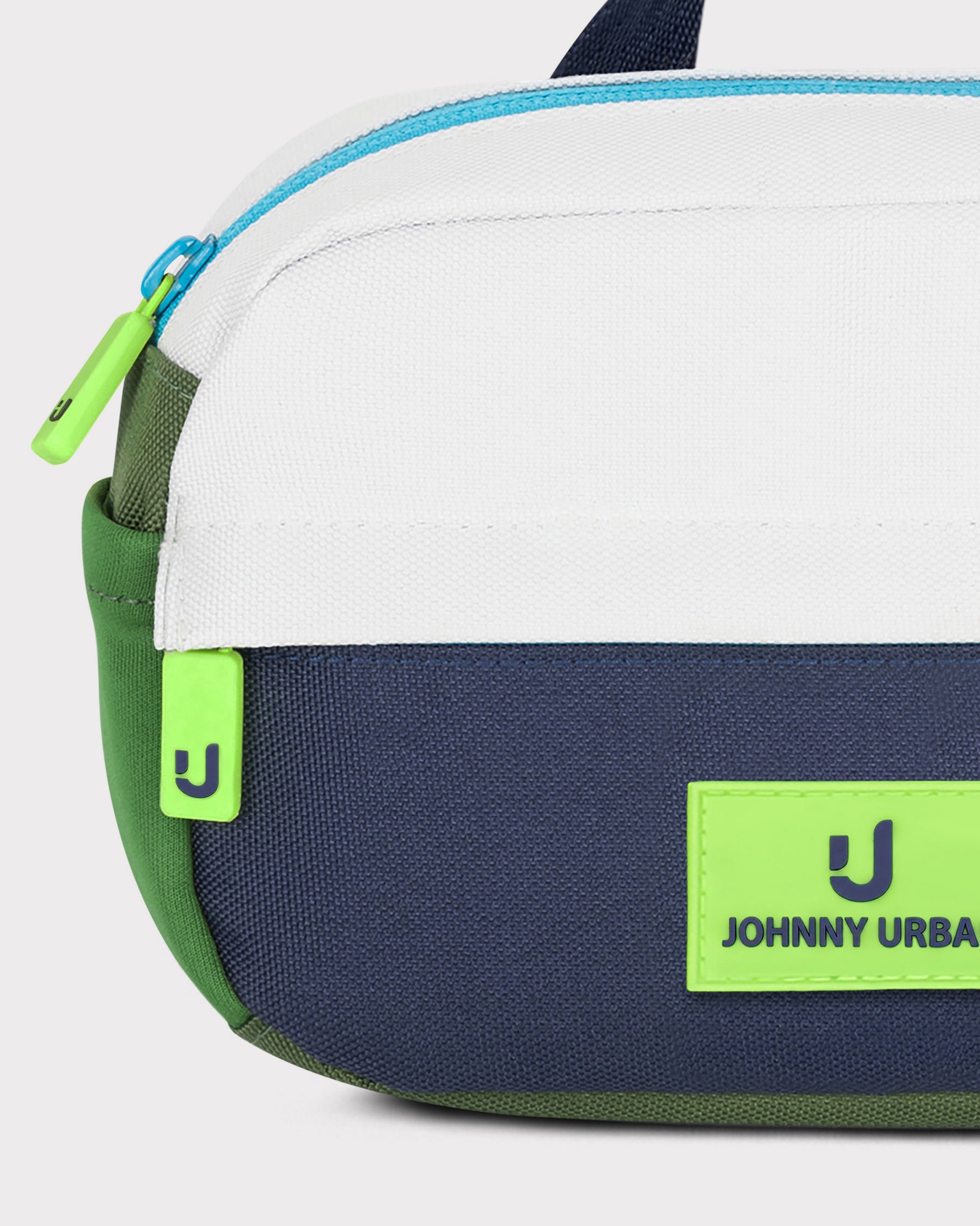 Kinder Bauchtasche 'Felix' von Johnny Urban in Weiß, Blau und Grün mit grünem Logoetikett