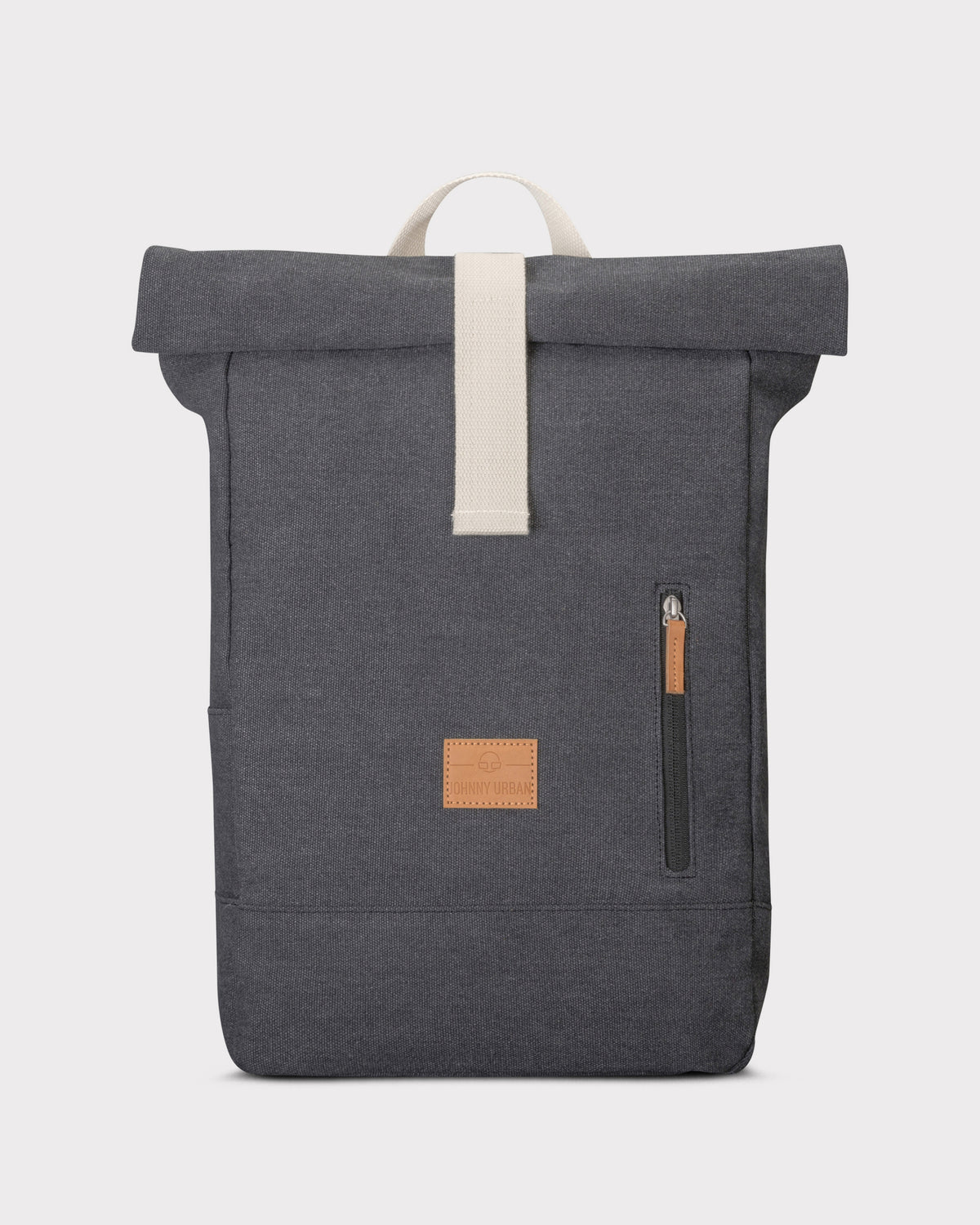 Rolltop Rucksack 'Adam Medium' von Johnny Urban, dunkelgrau mit hellem Verschlussriemen und vorderer Reißverschlusstasche