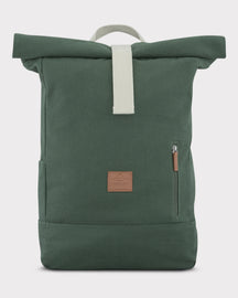 Rolltop Rucksack 'Adam Large' in grün aus Canvas mit weißem Verschlussriemen und Fronttasche mit Reißverschluss