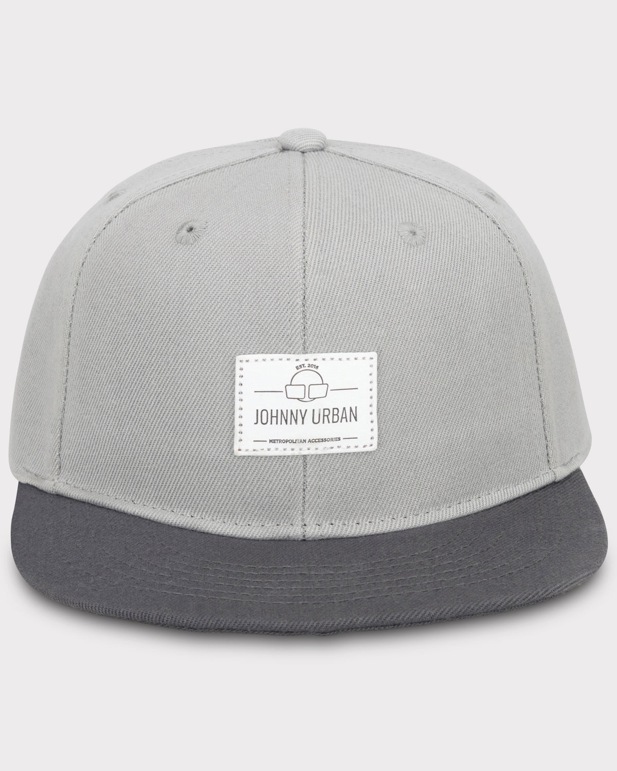 Graue Johnny Urban Cap 'Dean' mit dunkelgrauem Schirm und weißem Logo-Patch