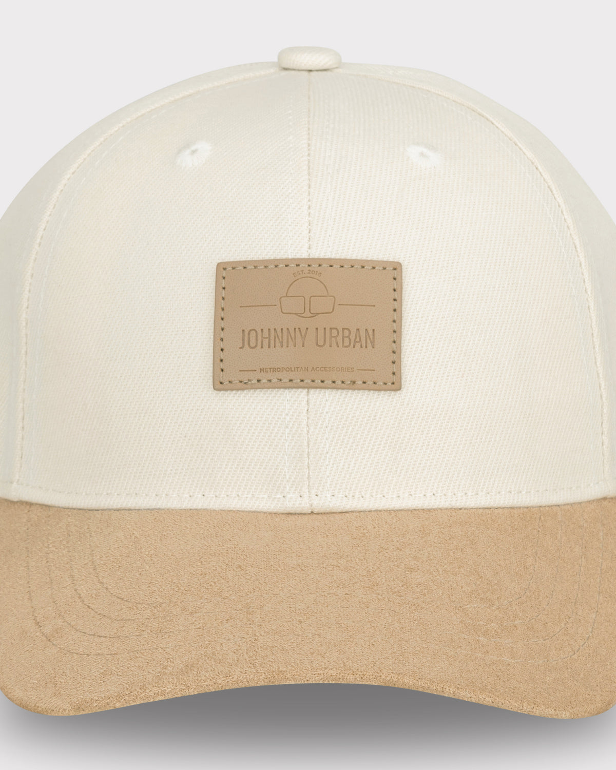 Beige Johnny Urban Curved Cap "Dean" mit Lederpflaster vorne