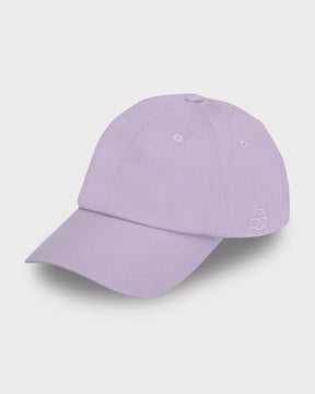 Lila Cap 'Jen' mit gebogenem Schirm und gesticktem Logo auf der Seite