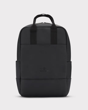 Schwarzer Damen-Rucksack »Hailey« von Johnny Urban mit zwei Tragegriffen und seitlichen Taschen