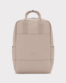 Beiger Damenrucksack 'Hailey' von Johnny Urban mit Tragegriff und seitlichen Taschen