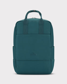 Rucksack 'Hailey' von Johnny Urban in petrolgrün mit zwei Tragegriffen und seitlichen Taschen