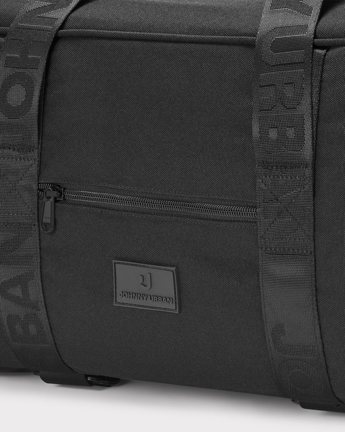 Schwarze Duffle Bag 'Colin' von Johnny Urban mit Reißverschlusstasche und geprägtem Logo