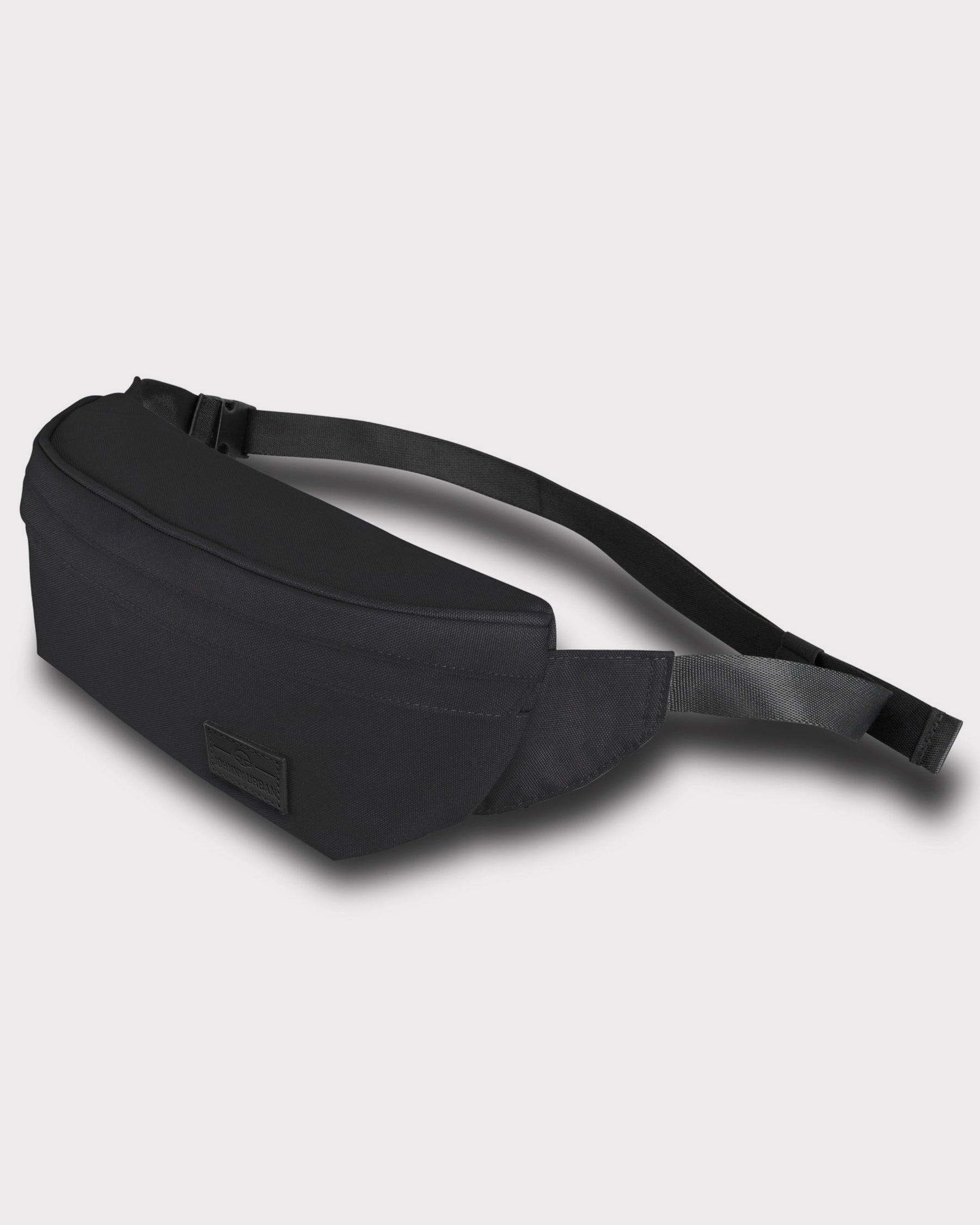 Bauchtasche Tom von Johnny Urban, schwarz, rechteckig, mit verstellbarem Gurt