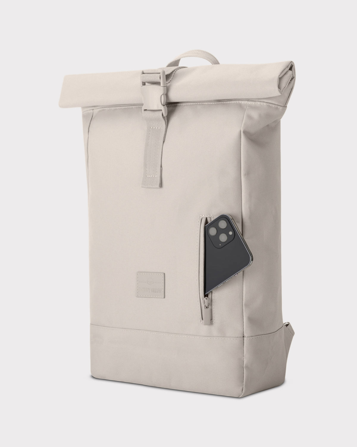 Rolltop Rucksack Robin Medium in hellbeige mit seitlicher Reißverschlusstasche und Smartphone