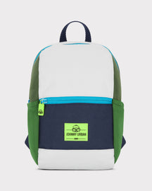 Kleiner Kinderrucksack Leo von Johnny Urban in Weiß, Dunkelblau und Grün mit türkisem Reißverschluss und grünem Logo
