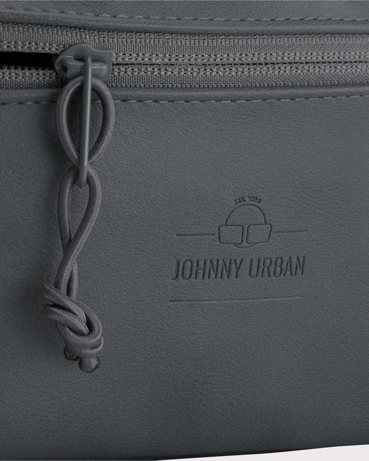 Graue Bauchtasche 'Toni' aus Kunstleder mit Reißverschluss und geprägtem 'Johnny Urban' Logo