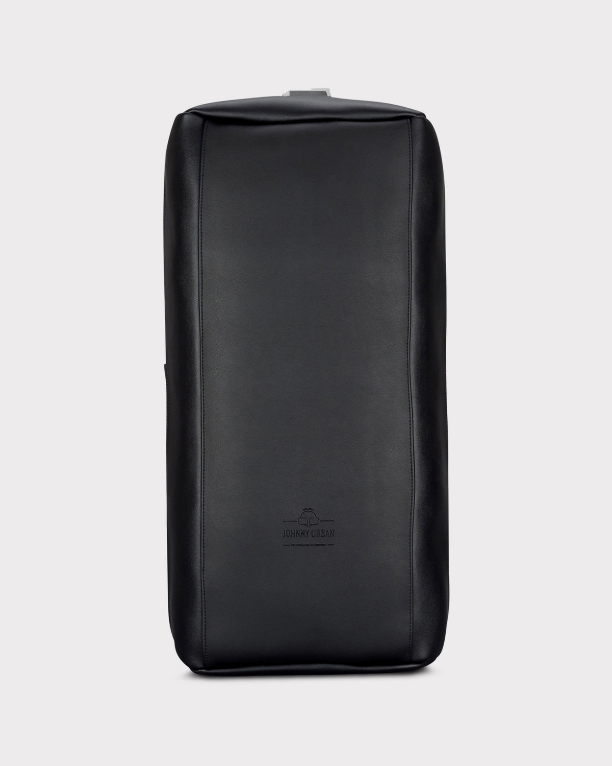 Schwarzer Weekender 'Paul' aus Leder von Johnny Urban, rechteckig und minimalistisch