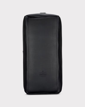 Schwarzer Weekender 'Paul' aus Leder von Johnny Urban, rechteckig und minimalistisch
