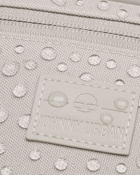 Beige Bauchtasche „Ben“ von Johnny Urban mit Wassertröpfchen auf robustem Material