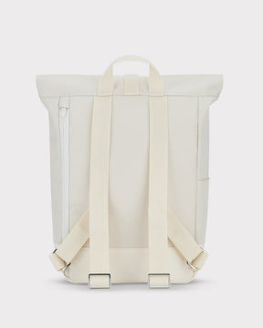 Weißer kleiner Rolltop-Rucksack 'Robin Small' von Johnny Urban mit verstellbaren Trägern und seitlicher Tasche