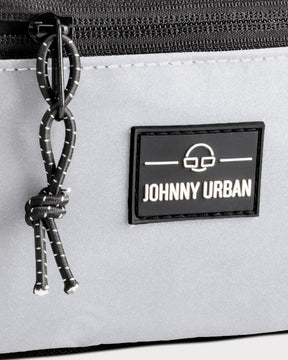 Reflektierende schwarze und graue Bauchtasche 'Erik Small' von Johnny Urban mit schwarzem Reißverschluss und Kordelzug