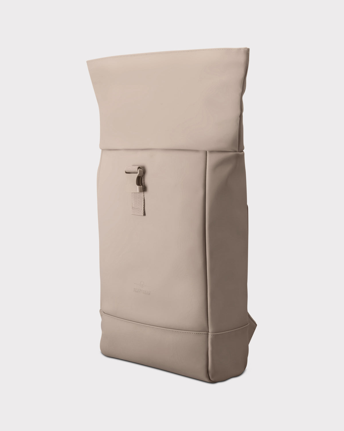 Beiger Rolltop Rucksack 'Harvey Medium' von Johnny Urban mit minimalistischer Schnalle
