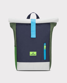 Rolltop-Kinderrucksack Aaron in Blau-Grün mit hellem Rollverschluss und seitlichem Reißverschluss von Johnny Urban