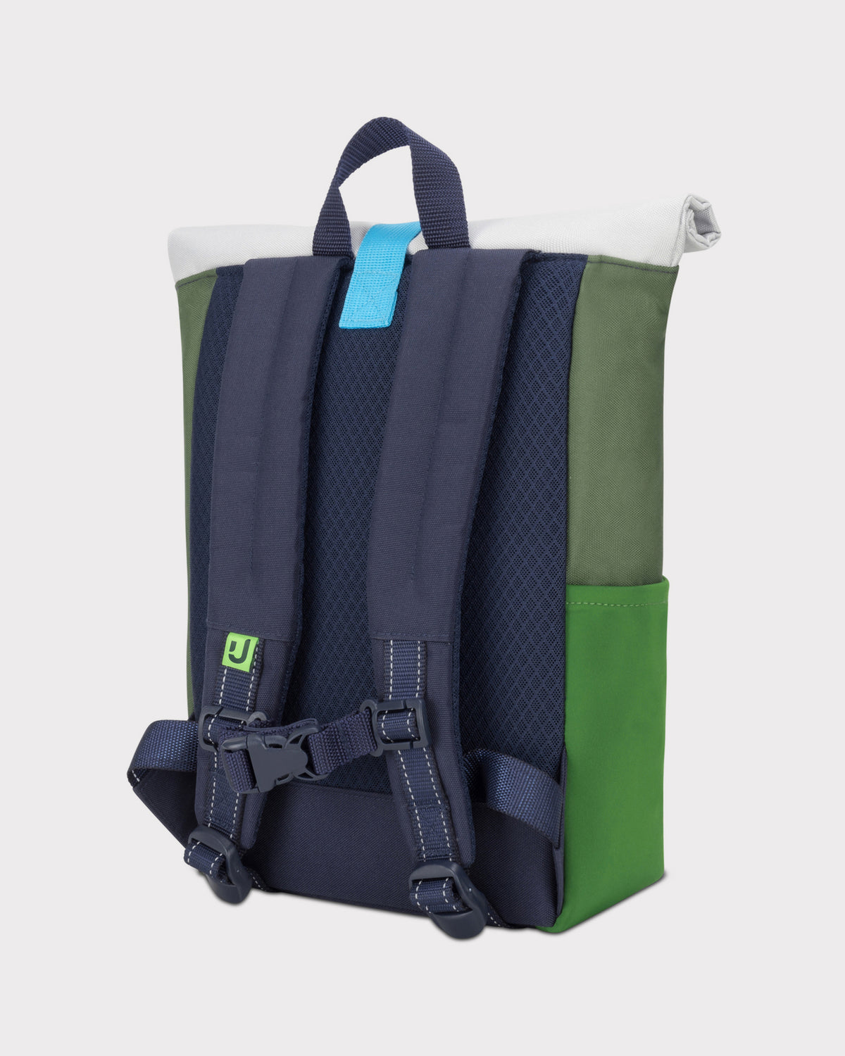 Rolltop Kinderrucksack Aaron in Blau und Grün mit ergonomischen gepolsterten Trägern und Brustgurt