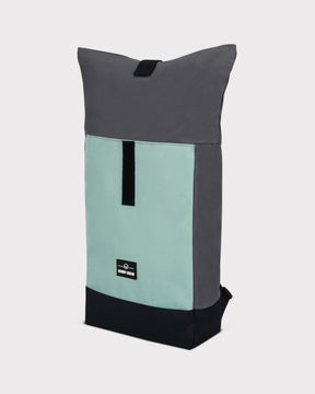 Rolltop Rucksack 'Ryan' von Johnny Urban in Grau, Mint und Schwarz mit Frontverschluss