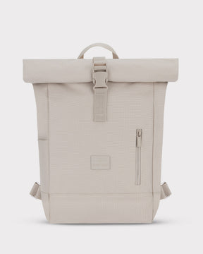 Beiger Rolltop-Rucksack 'Robin Small' von Johnny Urban mit Frontreißverschluss und Klickverschluss