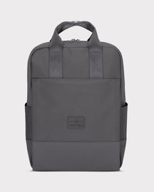 Grauer Johnny Urban Rucksack 'Jona Large' mit schlichten Fronttaschen und Doppelhenkeln