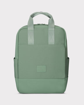 Grüner 'Jona Medium' Rucksack von Johnny Urban mit Doppelgriffen und zwei Seitentaschen
