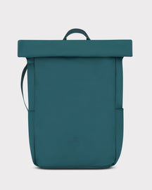Johnny Urban Rolltop Rucksack 'Henry' in petrolfarben mit schlichter, rechteckiger Form und Tragegriff